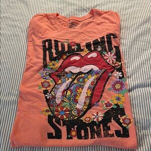 the Rolling Stones Coral Pink Floral Tongue Logo Tee XXXL